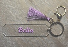 Chaveiro personalizado Bella borla tom dourado resina roxo 5” comprar usado  Enviando para Brazil