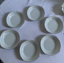 Petites assiettes creuses d'occasion  Roquevaire