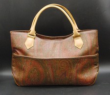 Elegante borsa mano usato  Spedire a Italy