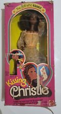 Barbie kissing christie usato  Italia