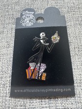 PINO PRESENTE DE NATAL DISNEY JACK SKELLINGTON SEGURANDO MANSÃO PESADELO ANTES comprar usado  Enviando para Brazil