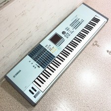 Yamaha motif xs8 d'occasion  Expédié en Belgium