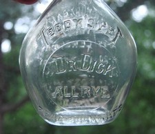 Garrafa Teddy's Pet Nurser Dr. Dick's All Rye Teddy Roosevelt Campanha Novidade comprar usado Garrafa Teddy's Pet Nurser Dr. Dick's All Rye Teddy Roosevelt Campanha Novidade comprar usado  Enviando para Brazil