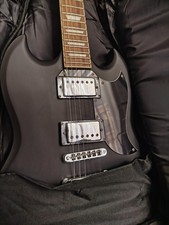 Chitarra elettrica nero usato  Genova
