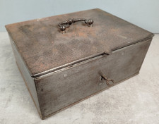 Coffre metal boite d'occasion  Yffiniac