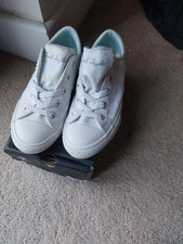 Girls converse chuck for sale  LEEDS