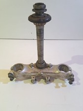 Triangolo forcella honda usato Triangolo forcella honda usato  Italia