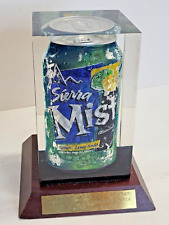 Usado, 2003 One of a Kind Sierra Mist lata 12 oz em Lucite Soda Award da Pepsi RARO comprar usado  Enviando para Brazil