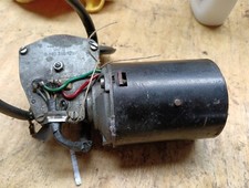 Motorino tergicristalli bosch usato  Torino