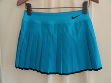 Nwot nike skort for sale  LOUGHTON