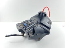 2008 crf150r tanque de gasolina combustível Petcock tampa montagens Honda CRF150R RB ORIGINAL DO FABRICANTE 07-23 comprar usado  Enviando para Brazil