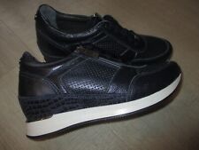 New moda pelle for sale  LEIGH