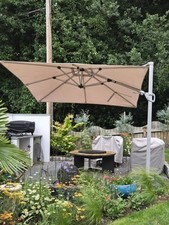 Cantilever parasol 2.7m for sale  WADEBRIDGE