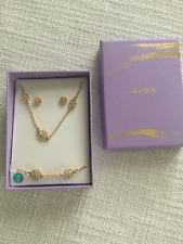 Avon schmuckset cassandra gebraucht kaufen  München