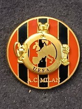 Spille e badge usato Spille e badge usato Italia