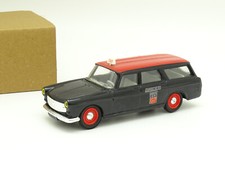 Eligor peugeot 404 d'occasion  Paris VII