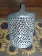 Antica grattugia formaggio usato  Caldiero