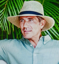 New wallaroo hat d'occasion  Expédié en Belgium