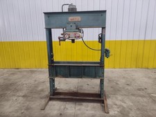 Ton dake model for sale  Holland