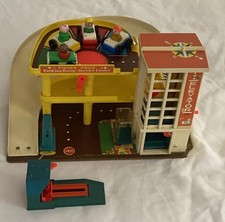 Vtg fisher price d'occasion  Expédié en Belgium