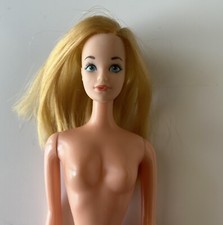 Barbie standard korea usato  Italia