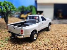 Custom built 2001 Ford 7.3 F-350 4x4 1/64 diesel Lariat dually ERTL LUZ VERDE  comprar usado  Enviando para Brazil