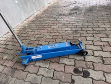 Due sollevatori auto usato Due sollevatori auto usato  Villanova di Camposampiero