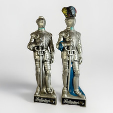 Dois vintage anos 1960 Ballantines Scottish Knights Scotch Whiskey Decanter Knight comprar usado  Enviando para Brazil