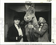 1979 Press Photo Participantes em Festa de Debutante Temática Esportiva, Nova Orleans, usado comprar usado  Enviando para Brazil