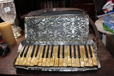 Vintage hohner accordion for sale  La Follette