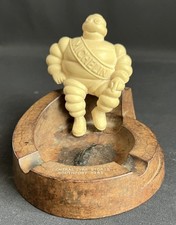 Cinzeiro Michelin Man Bibendum pneu vintage marrom baquelite garagem escritório, usado comprar usado  Enviando para Brazil
