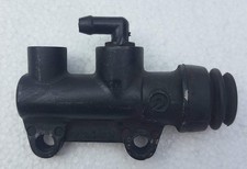 Pompa freno posteriore usato Pompa freno posteriore usato  Torino