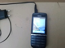 Telefon z przyciskami • Nokia Asha 300 RM781 • używany sprawny  na sprzedaż  Wysyłka do Poland