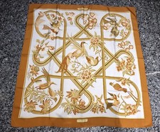 Hermes caraibes silk d'occasion  Expédié en Belgium