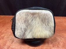 Bolsa vintage Mont Blanc com clipe para esconder animais comprar usado Bolsa vintage Mont Blanc com clipe para esconder animais comprar usado  Enviando para Brazil