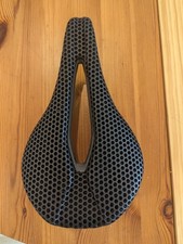 Selim de assento de bicicleta de estrada BUCKLOS MTB impresso em 3D fibra de carbono cascalho selins confortáveis comprar usado  Enviando para Brazil