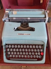 Machine écrire olivetti d'occasion  Plœuc-sur-Lié