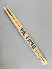 VIC FIRTH AMERICAN CLASSIC 5B 16" BAQUETAS DE MADEIRA RASGO GOTA PONTAS PAR CAIXA NOVA comprar usado  Enviando para Brazil