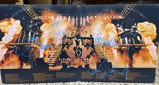 KISS Alive II LP originalmente autografado por Gene Paul Ace Peter comprar usado KISS Alive II LP originalmente autografado por Gene Paul Ace Peter comprar usado  Enviando para Brazil