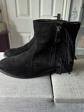 Size 6.5 black for sale  WARRINGTON