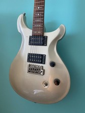 Juego de guitarra Wesley mástil en afinación barítono. 2x H/Buckers y gran brillo plateado segunda mano  Embacar hacia Mexico