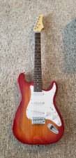 Guitarra elétrica vermelha usada , usado comprar usado  Enviando para Brazil