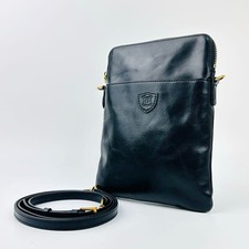 Bolsa de ombro Berries York preta de couro italiano com logotipo, usado comprar usado  Enviando para Brazil