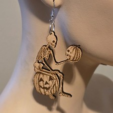 Brincos de Halloween feitos à mão com esqueleto corte a laser design assustador Jack-O’-Lantern, usado comprar usado Brincos de Halloween feitos à mão com esqueleto corte a laser design assustador Jack-O’-Lantern, usado comprar usado  Enviando para Brazil