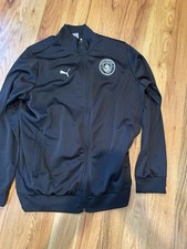 Jaqueta Manchester City PUMA zíper completo tamanho grande comprar usado Jaqueta Manchester City PUMA zíper completo tamanho grande comprar usado  Enviando para Brazil