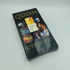 Videocassetta vhs queen usato  Parabiago