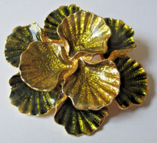 Ancienne broche dorée d'occasion  Perros-Guirec