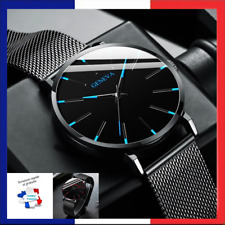 Montre classique minimaliste d'occasion  Sainte-Cécile-les-Vignes
