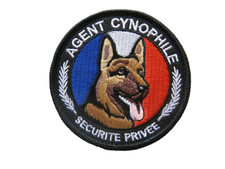 Ecusson cynophile maitre d'occasion  Saint-Mamert-du-Gard