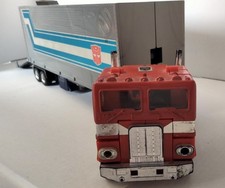 Transformers autobot commander usato  Schivenoglia